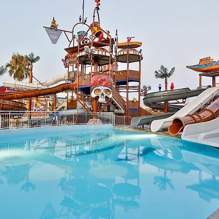 Crystal Admiral & Resort Kızılot