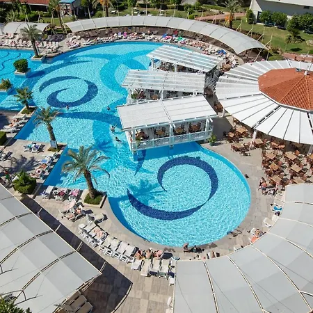 Resort Crystal Admiral & 5*