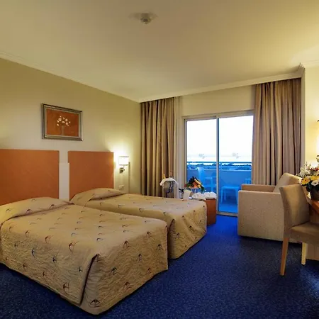 Resort Crystal Admiral &