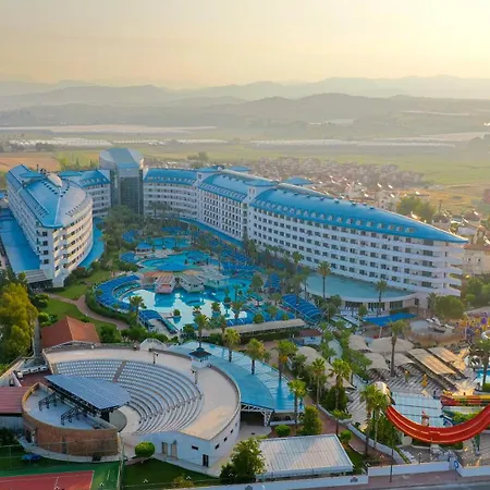 Resort Crystal Admiral &